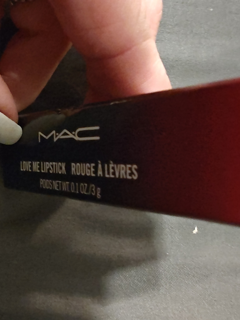 MAC Cosmetics Love Me Lipstick -shade Dozen Carnations